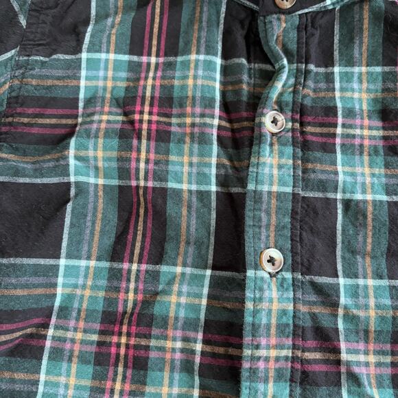 Tommy Bahama Boys Medium 7/8 Button Down Collared Shirt Green Red Plaid - Picture 6 of 6